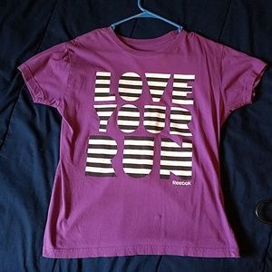 Reebok love your run tee shirt size small